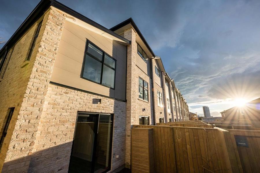 Apartamento Cloud Nine Elegant Escape Awaits Christchurch Exterior foto