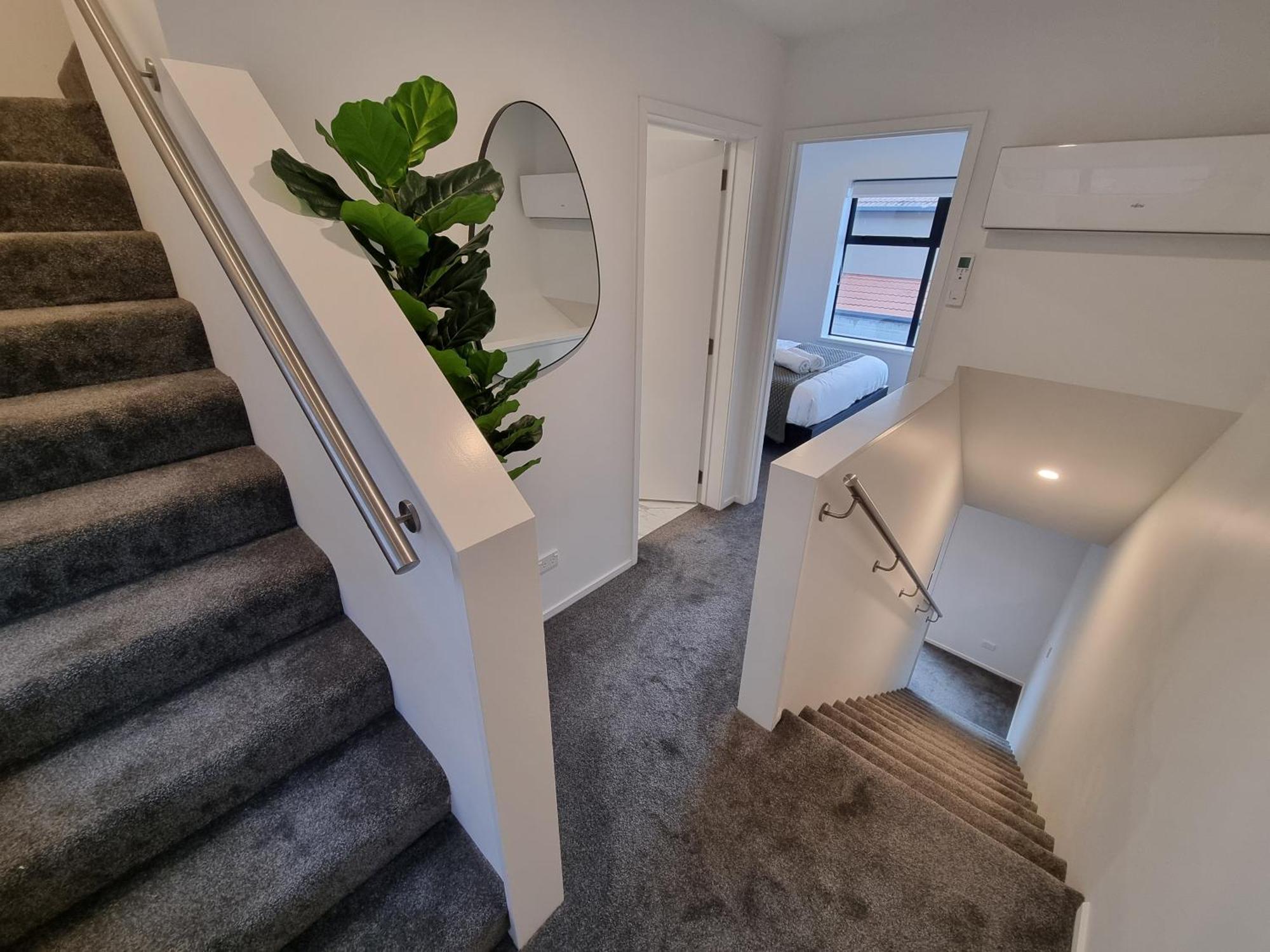 Apartamento Cloud Nine Elegant Escape Awaits Christchurch Exterior foto