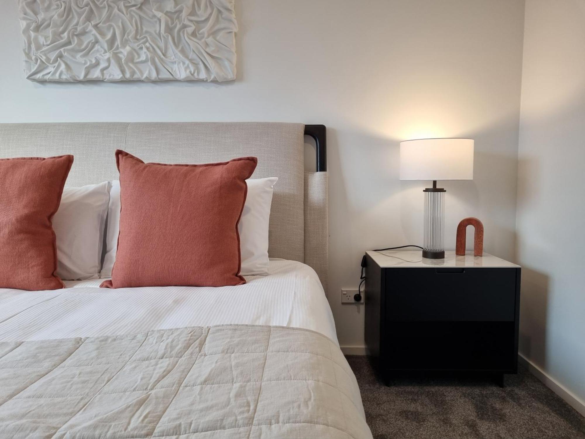 Apartamento Cloud Nine Elegant Escape Awaits Christchurch Exterior foto